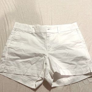 Old Navy White Everyday Short